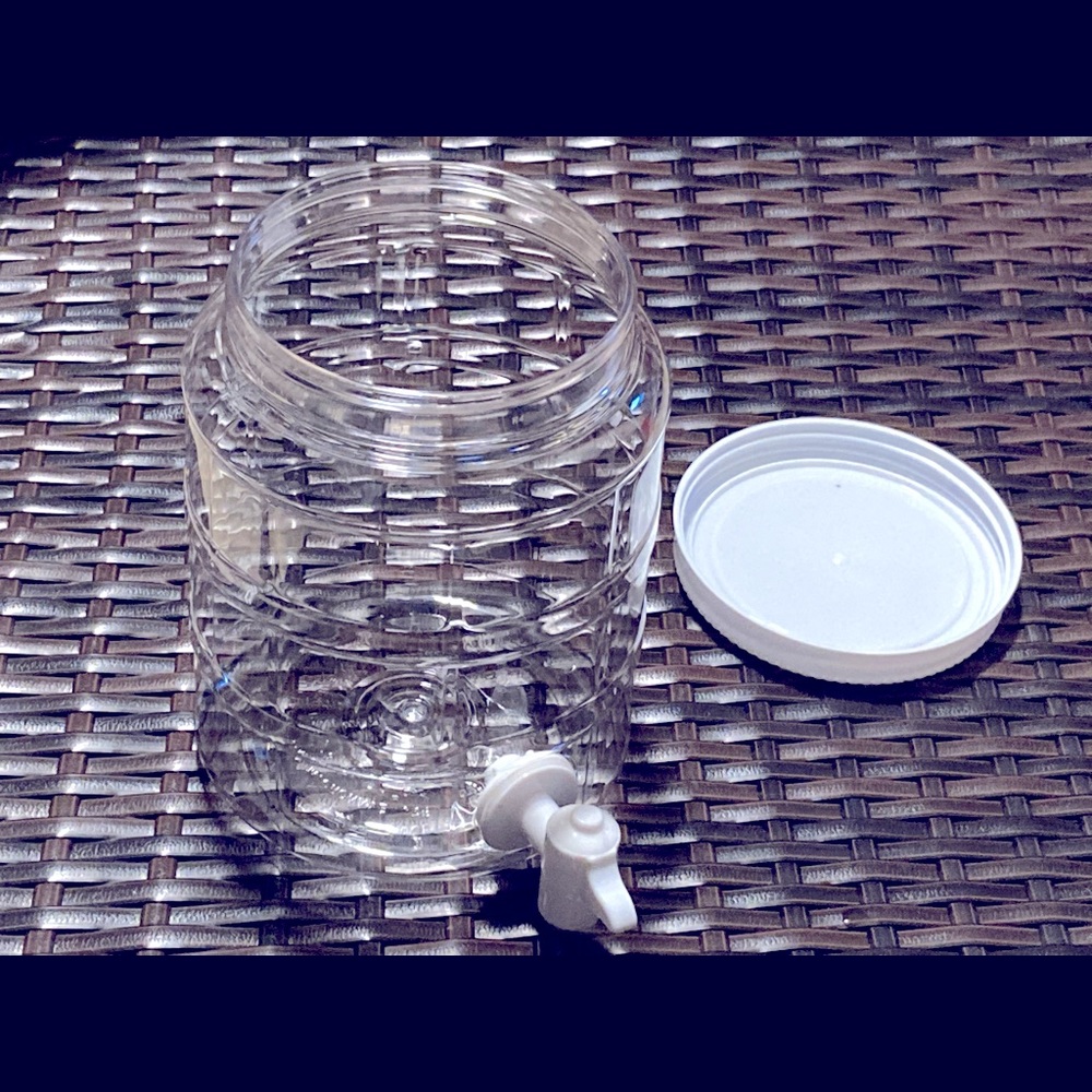 Water Dispenser NWOT!